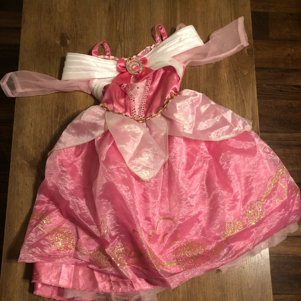 Used Disney Princess Aurora dress size 3